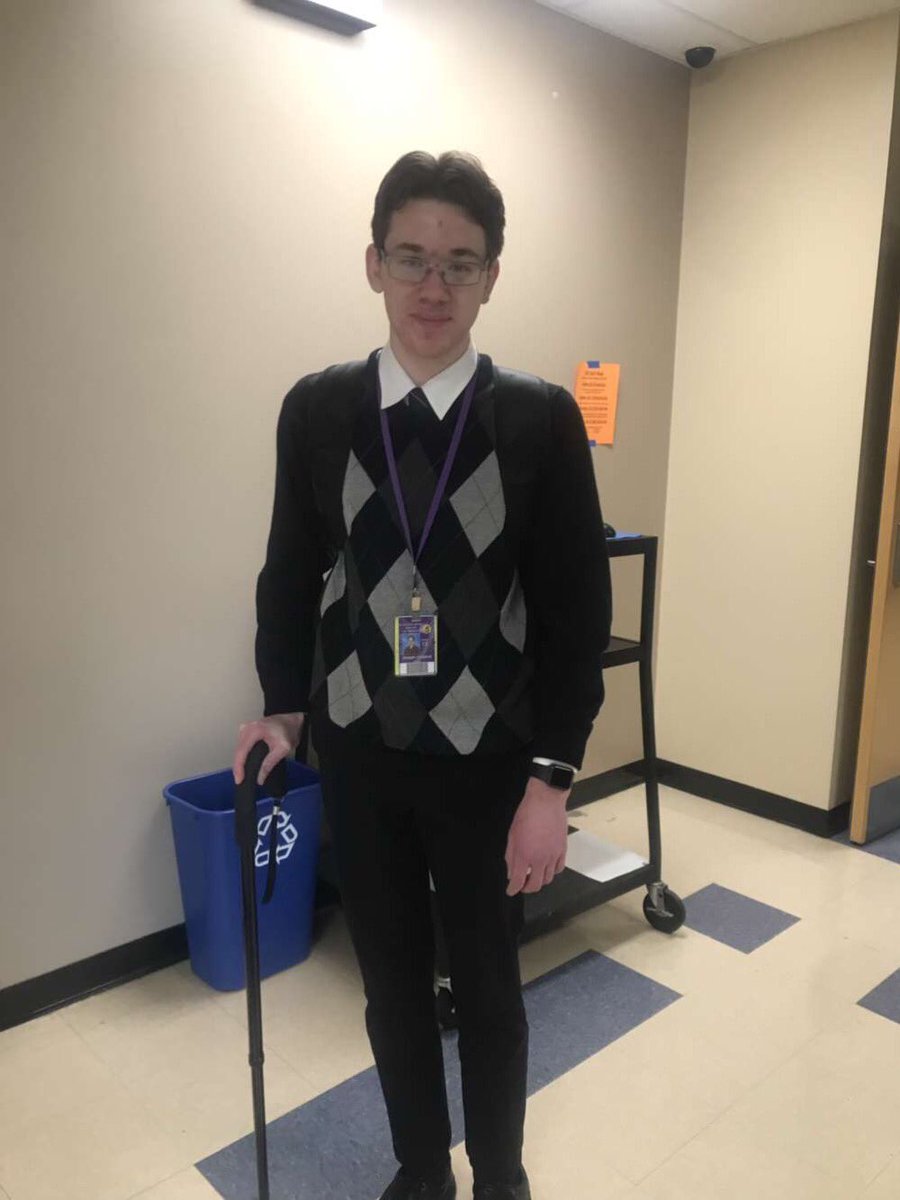 2020LHSClass's tweet image. Class of 2020 really knows how to show spirit for retirement day!Can we do the same for Way Back Wednesday tomorrow?!