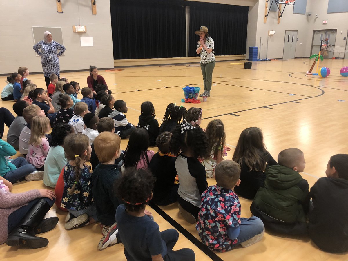 MsKnottEBE's tweet photo. We were FINALLY able to have our luau today and it was amazing!! My class loved doing the limbo, cake walk, and eating popsicles. Props to @MrsBarnesEBE for being the coolest tourist and party planner!
@BattleElem #superimprover #snowcantstopus https://t.co/OHQrjItYMa