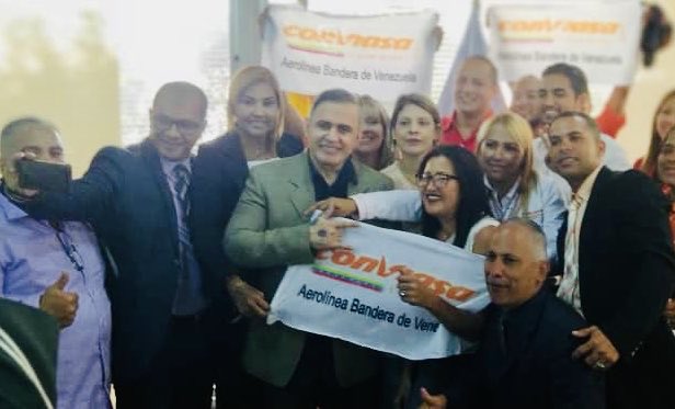 TarekWiliamSaab's tweet photo. CONVIASA ES LA AEROLÍNEA #BANDERA DE VENEZUELA🇻🇪  el @MinpublicoVE ASUME SU DEFENSA COMO REPRESENTANTES DE NUESTRA IDENTIDAD NACIONAL.. aquellos  #apátridas que buscan con sanciones criminales quebrarla:  atentan contra millares de usuarios y trabajadores .. la #JUSTICIA LLEGARÁ https://t.co/PP4bV3H7OG