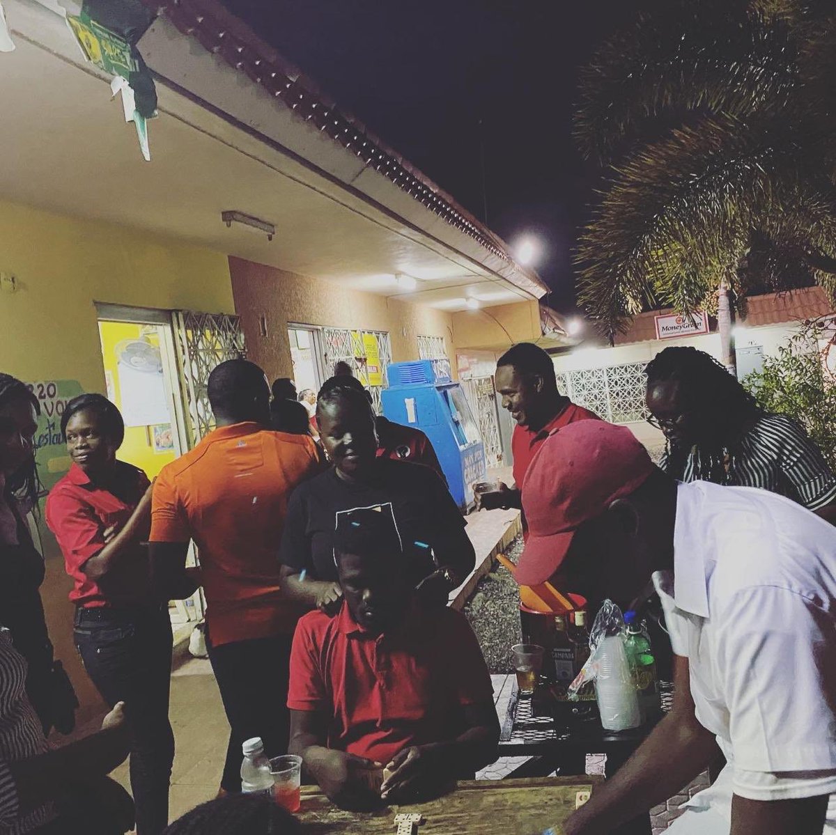 patsutherlandja's tweet photo. The PNPYO hit the ground in South East Clarendon over the weekend and it was such great vibe in Longville Park. The energy of youth is truly unmatched! Follow them @pnpyoja 🙌🏾

#PatriciaSutherlandJa #StrongAndReady #SouthEastClarendon #YouthinSEC #PNPYO #YouthinPolitics https://t.co/MQzPPm49Im