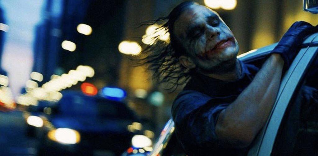 ´Why so serious?` 

                          //Hiya! Names Marko!

🎭 Single Shipping. (If you manage.)

💣 Pansexual (Not Looking To Ship)

🔪 WARNING. Manipulative, Gore, Violence, Angst, and Abusive

🔫 #MVRP #DCRP

🃏  RT?