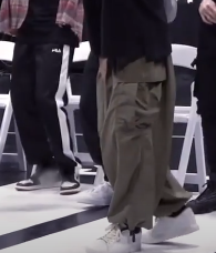 cargo balloon pants