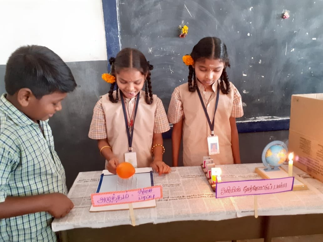 READSathy's tweet photo. #READ
#KGBV
#KGVB School organized Science Exhibition at school premises.
#students creatively prepared projects on their own with teachers guides and exhibited their talents. https://t.co/smIT87cYMS