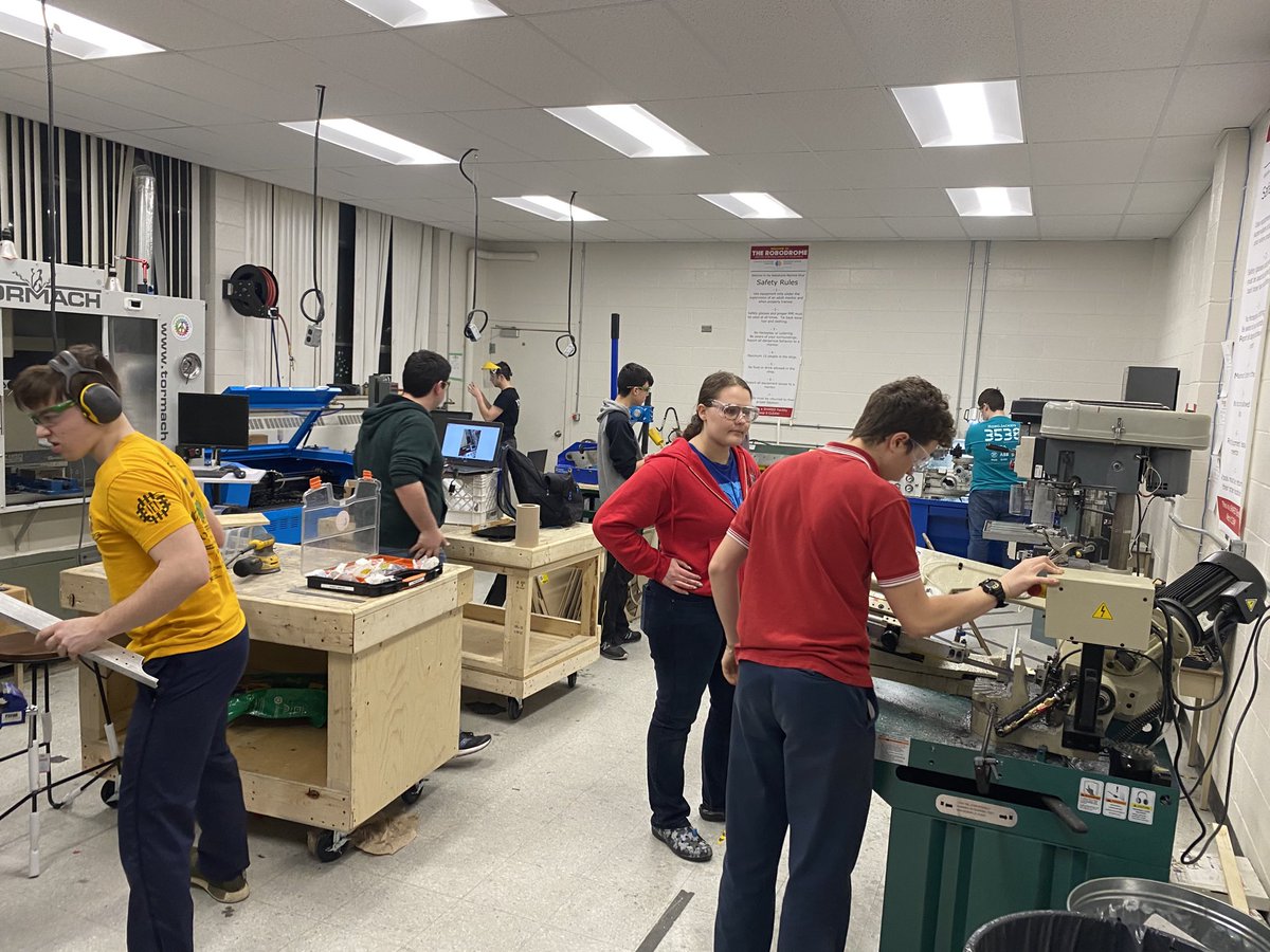 Morris Hucal tweet media