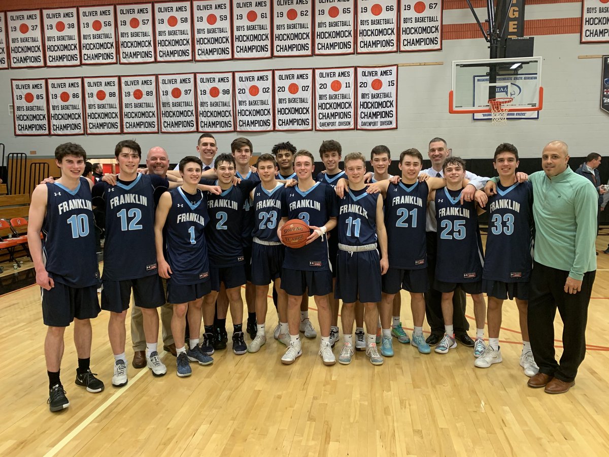 Franklin’s new all time leading scorer,  Chris Edgehill!  Congratulations Chris! ⁦<a href="/chrisedgehill/">Chris Edgehill</a>⁩ ⁦<a href="/HockomockSports/">HockomockSports</a>⁩ ⁦<a href="/FHSSports/">FranklinAthletics</a>⁩