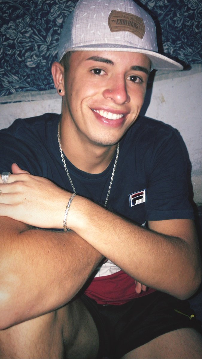 mauri8rodriguez's tweet photo. Quise hacerme el lindo y salio esto 😬😛 https://t.co/iC6kYvosMS