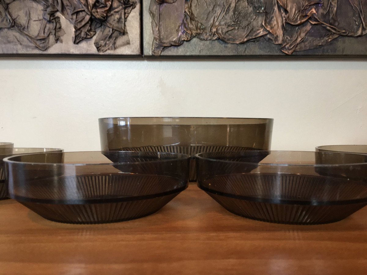 chromepopcom's tweet photo. Excited to share the latest addition to my #etsy shop: 1970s Space Age Smoke Black and Gold Sparkles 9 Piece Salad / Dessert Bowl Set #midcentury #spaceage #atomicage https://t.co/CIKvP3KPy5 https://t.co/b0gZ1wA9ka