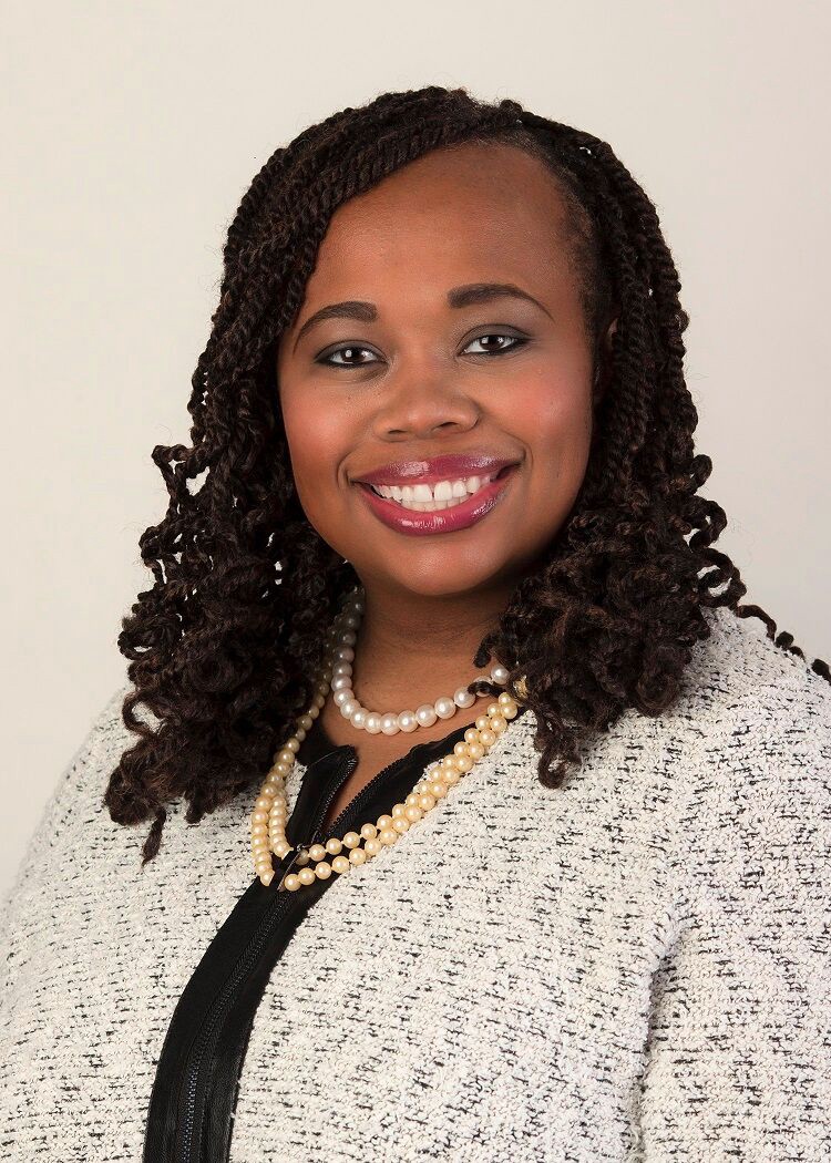 AirportChamber's tweet photo. Meet the Speakers for the #PAACC Breakfast Briefing: It's Not Your Parents' Workforce, Friday, 2/14. Keynote Speaker, Toni Murphy, VP @ComcastWestrnPA.  For details and to register: https://t.co/XrwcBxpvor or call the chamber office at 412-264-6270. https://t.co/h2U9r2wbmi