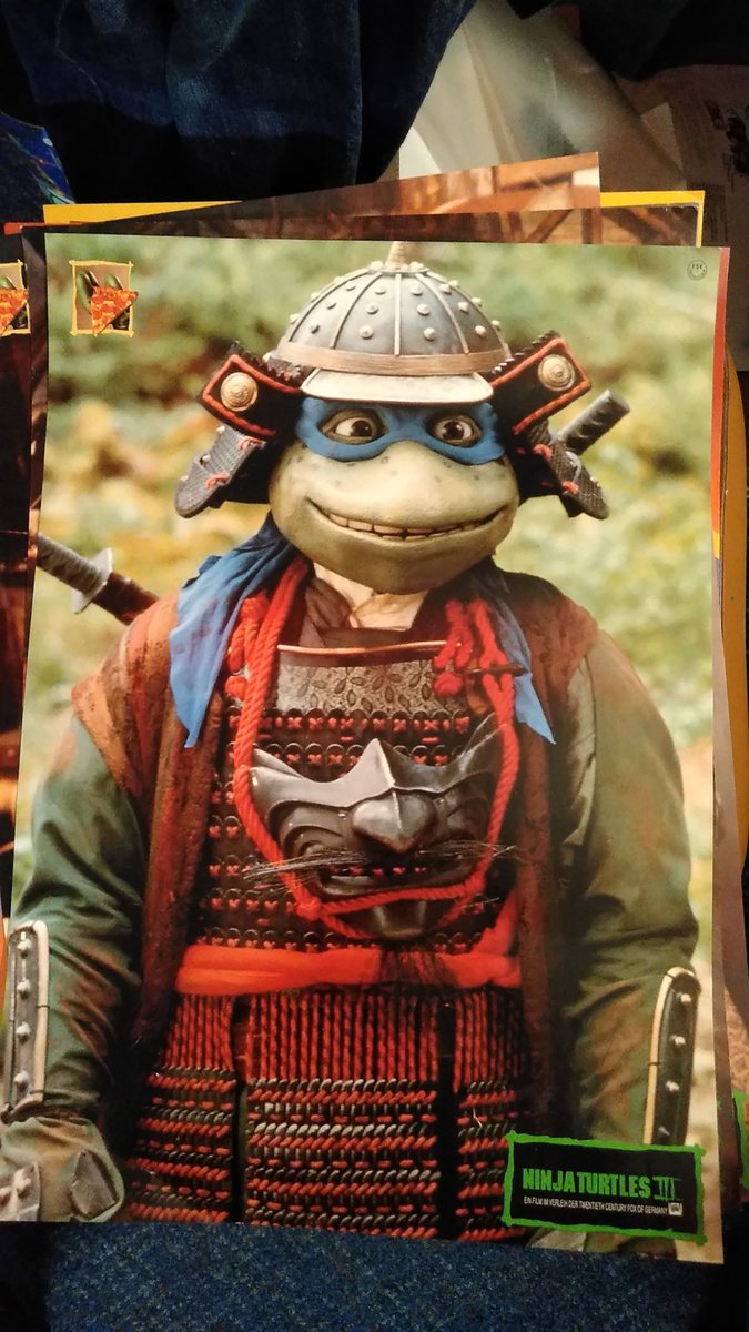tOkka's tweet photo. @TheSewerDen @ZOSOtmnt @TheSewerDen @TortuesNinja_FR @zimmerltw @fl0werbud "#NinjaSchildkröten III" Filmplakat , kühl "#Samurai Leo" #TwentiethCenturyFoxOfGermany #1993 ..#TMNT #TeenageMutantNinjaTurtlesIII #TMNTiiiTurtlesInTime https://t.co/YR8addXgHd
