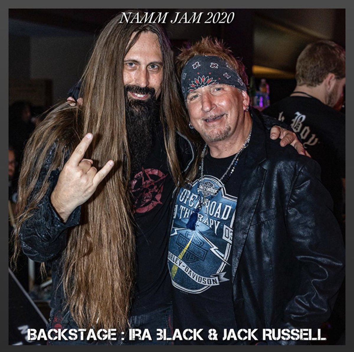 Great shot of Jack Russell and I! This guys a legend! 🤘🏽🤘🏽 🦈 #irablack #jackrussell #jackrussellsgreatwhite #greatwhite #metal #guitarist #ladyredlight #namm2020 #ultimatejamnight