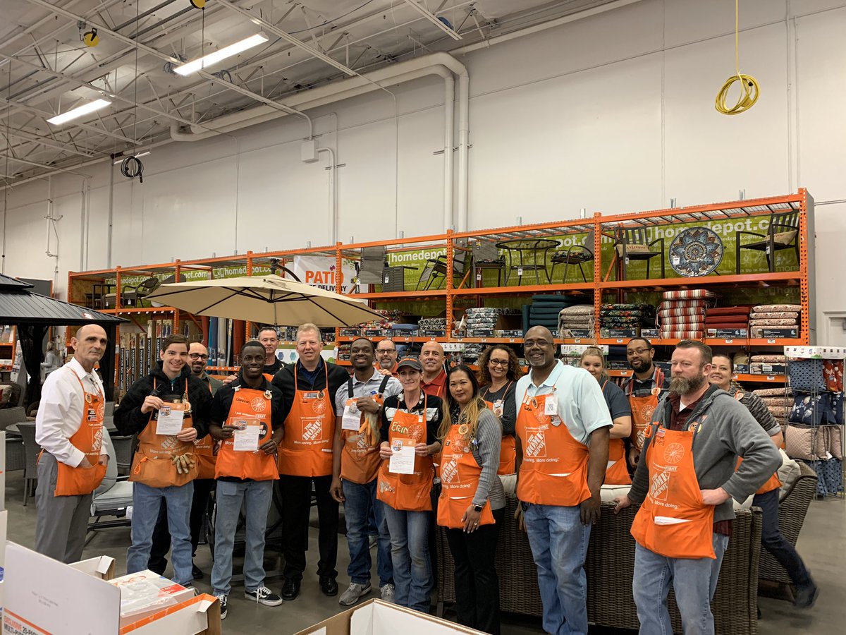 Amy09magnet's tweet photo. Awesome Job to Ruben, Erin, Kolton, Caleb and Cameron today. Keep bleeding that orange you guys are unstoppable! 3305 appreciates all you do. @thdsaltarelli @TonjaBarnicle @Cameron03_ https://t.co/RcRRgj1K1U