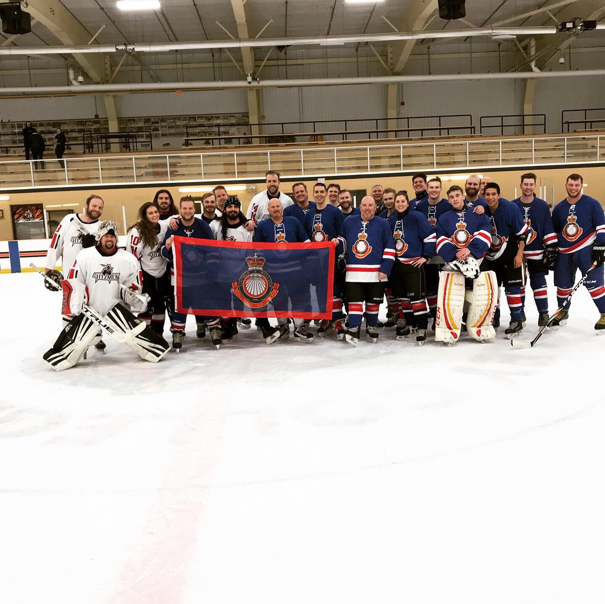 977HTZFM's tweet photo. After a tough weekend tournament the boys were in fine form. Post game @PieGuysOfficial and @NickelBrookBeer are just extra motivation... and helping @uwaysc and the after school matters program doesn’t hurt either #pieguystapandgrill #notjustpizza  #59centwings #ourhomestc https://t.co/ZCadbUESPv