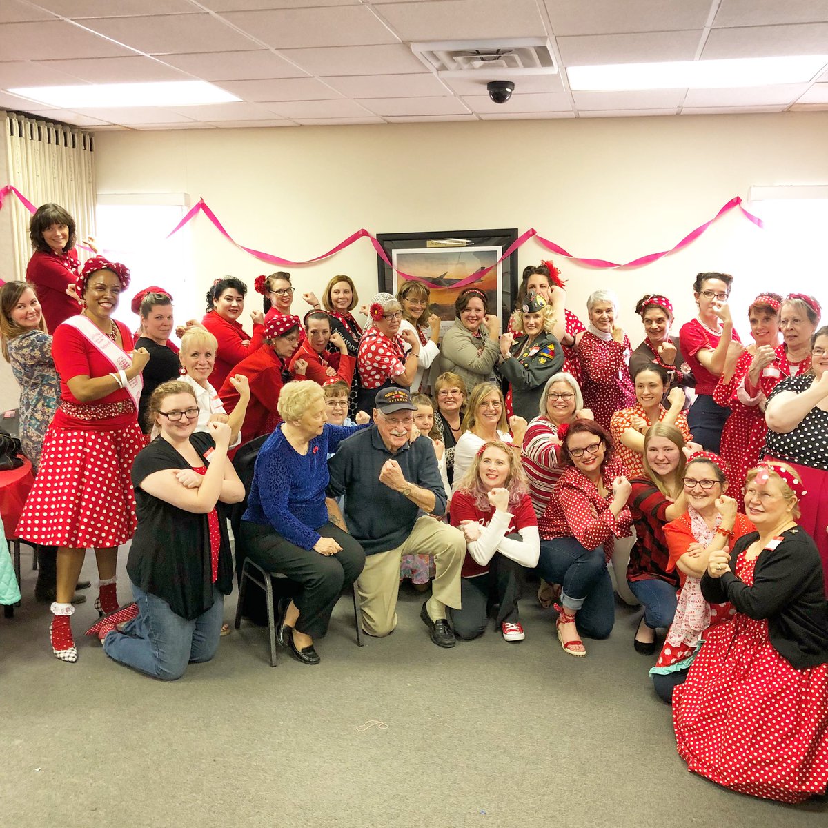 How blessed we were to have been able to share Galentine’s with such an extraordinary group of women. We all came together for the common goal of love and continuing to educate about women’s history 🤍❤️🤍❤️ Rosie on! 💪🏽
#galentines #galentinesday #galentinesparty #galentine #LUV