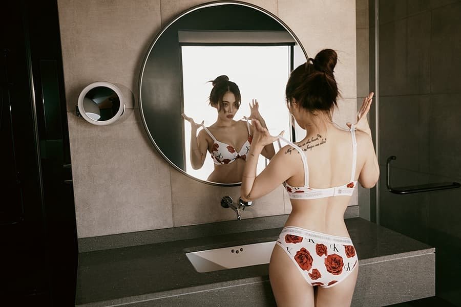 ﾟ🍍𓏭 ฮยอนอาอิ้ง 🥀#HYUNA ﾟ꒱ tweet media