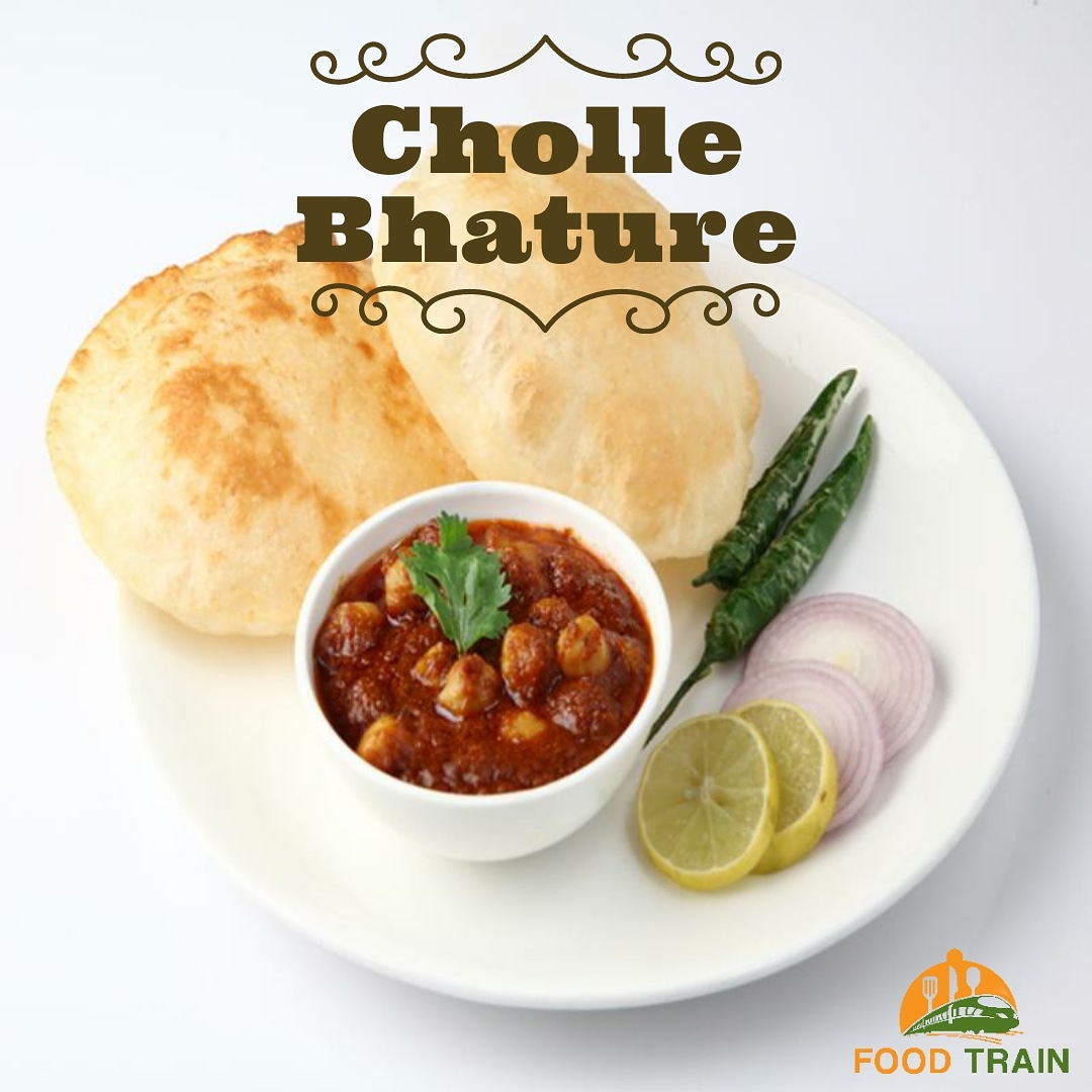 FoodTrain3's tweet photo. #punjabi #chollebhature Pleasure In Every Bite. You don't just eat it; it's a wholesome experience!

#foodindia #foodstagram #foodies #fooddelivery #FoodTrain #foodintrain #foodontrain #fooddeliveryintrain #onlineorder #foodporn #punjabifood #punjab #indianrailways #indianfoodie https://t.co/EOgmwWXpGj