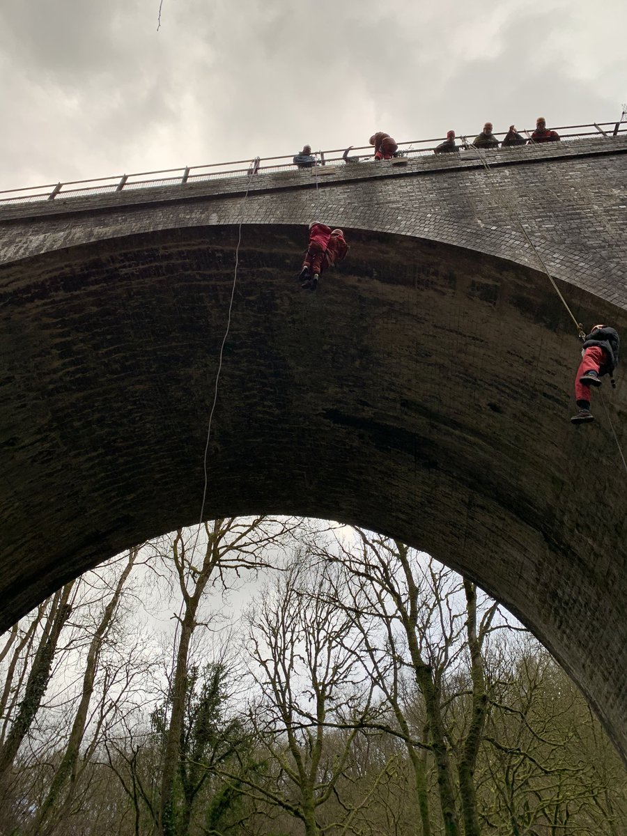 WBJuniorSchool's tweet photo. Foxes and Hedgehogs lovin’ the abseiling. https://t.co/oYZxTWvoYQ