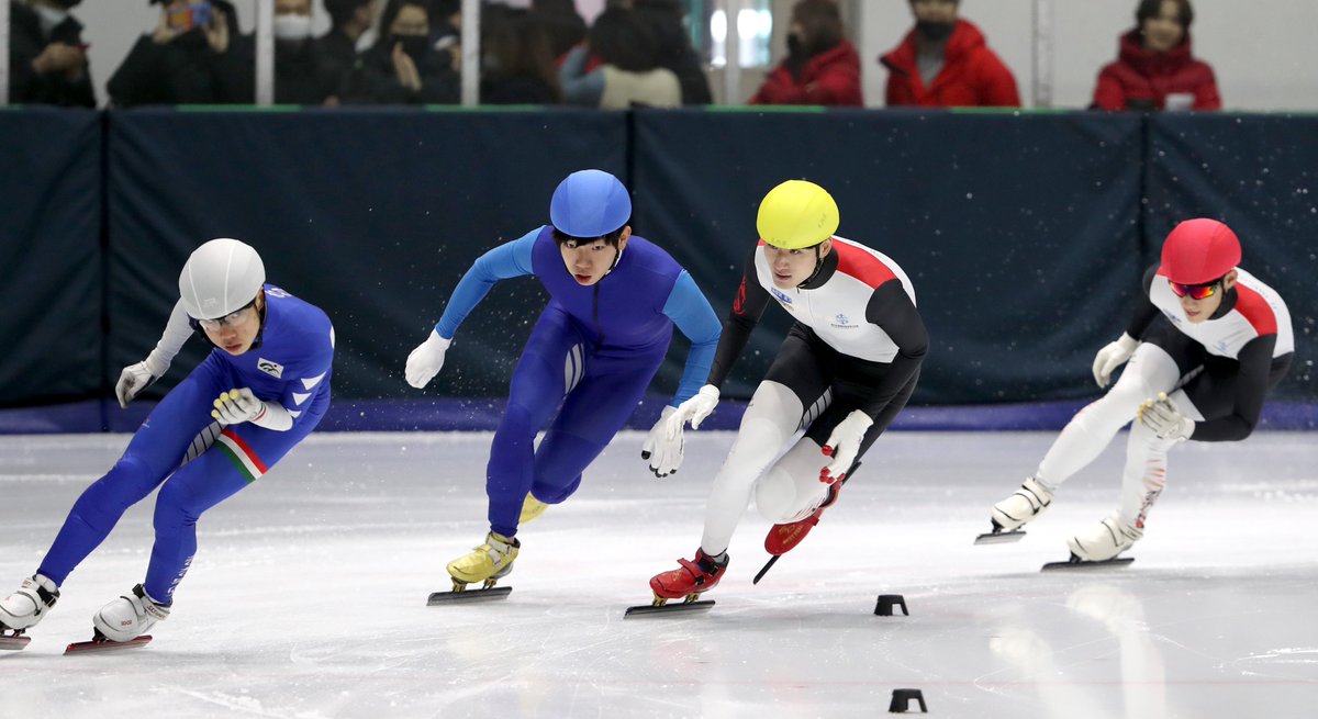 kosadpr's tweet image. 2월 12일(수), 빙상(쇼트트랙) 경기에서 고병욱 선수와 김진영 선수가 각각 1위를 차지하였습니다~

▶ 장애인체육의 모든 것 대한장애인체육회 Korea Paralympic Committee

#대한장애인체육회 #전국장애인동계체육대회 #강원도 #전국장애인동계체전 #장애인체육 #장애인스포츠 #KPC #빙상 #쇼트트랙