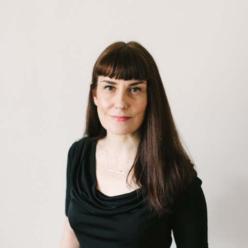 Pitchflow_'s tweet photo. @eva_bec is our #entrepreneuroftheweek 💡
She is a writer, speaker, innovation coach and startup founder. Her book How to have a Happy Hustle has been shortlisted for a Business Book of the Year award in the startup category. We are so thrilled to celebrate her success 🎉#success https://t.co/V0n9GoFoSl