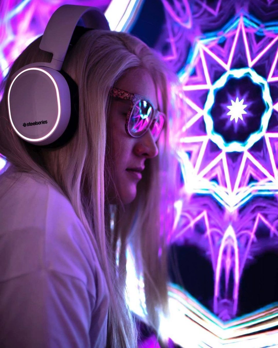 ¿Os gusta el RGB?

😜🧐