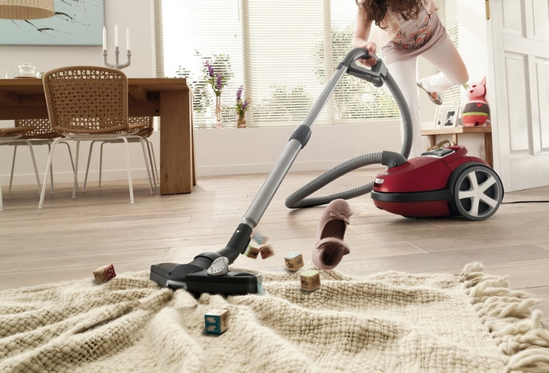 Есть пылесосы. Пылесос Филипс 9174. Philips FC 9174. Пылесос новый. Моющий пылесос для квартиры.