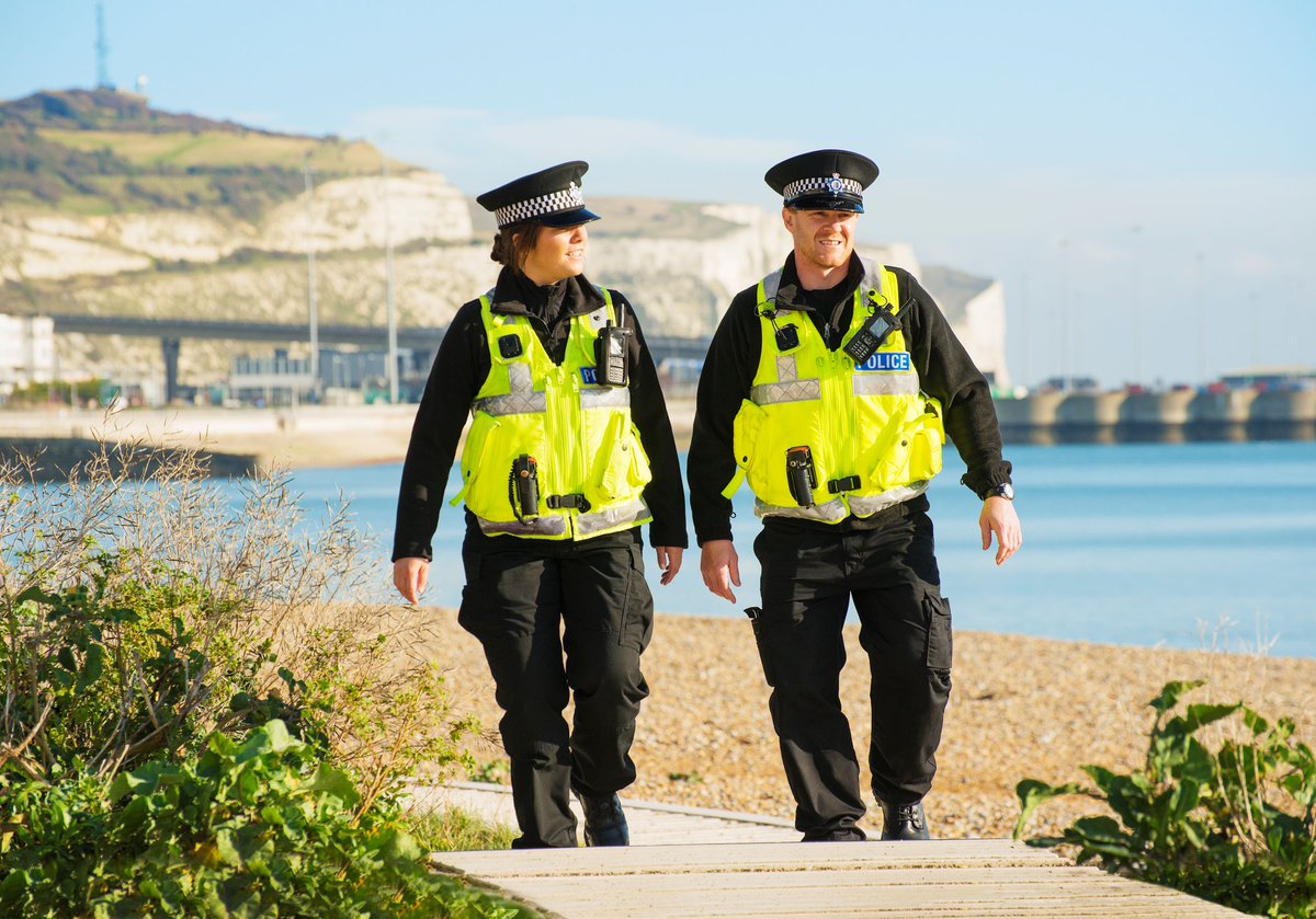 Twitter 上的 Port of Dover："Our Port of Dover Police Twitter account is coming soon, sharing the latest info on how we are helping keep the community safe. Keep an eye out here