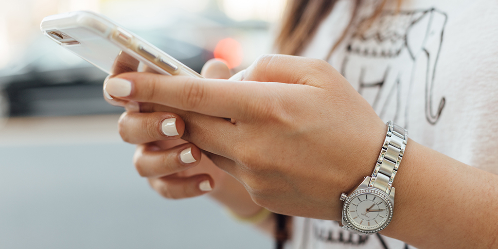 HztlDigital's tweet image. Engaging with your website visitors on a 1:1 level is your key to winning their business. Looking to juice up your personalisation? Find out how Sitecore’s toolset can help you zero in on each user. bit.ly/3bxsQl8 #ExperienceForward #SitecorePersonalisation