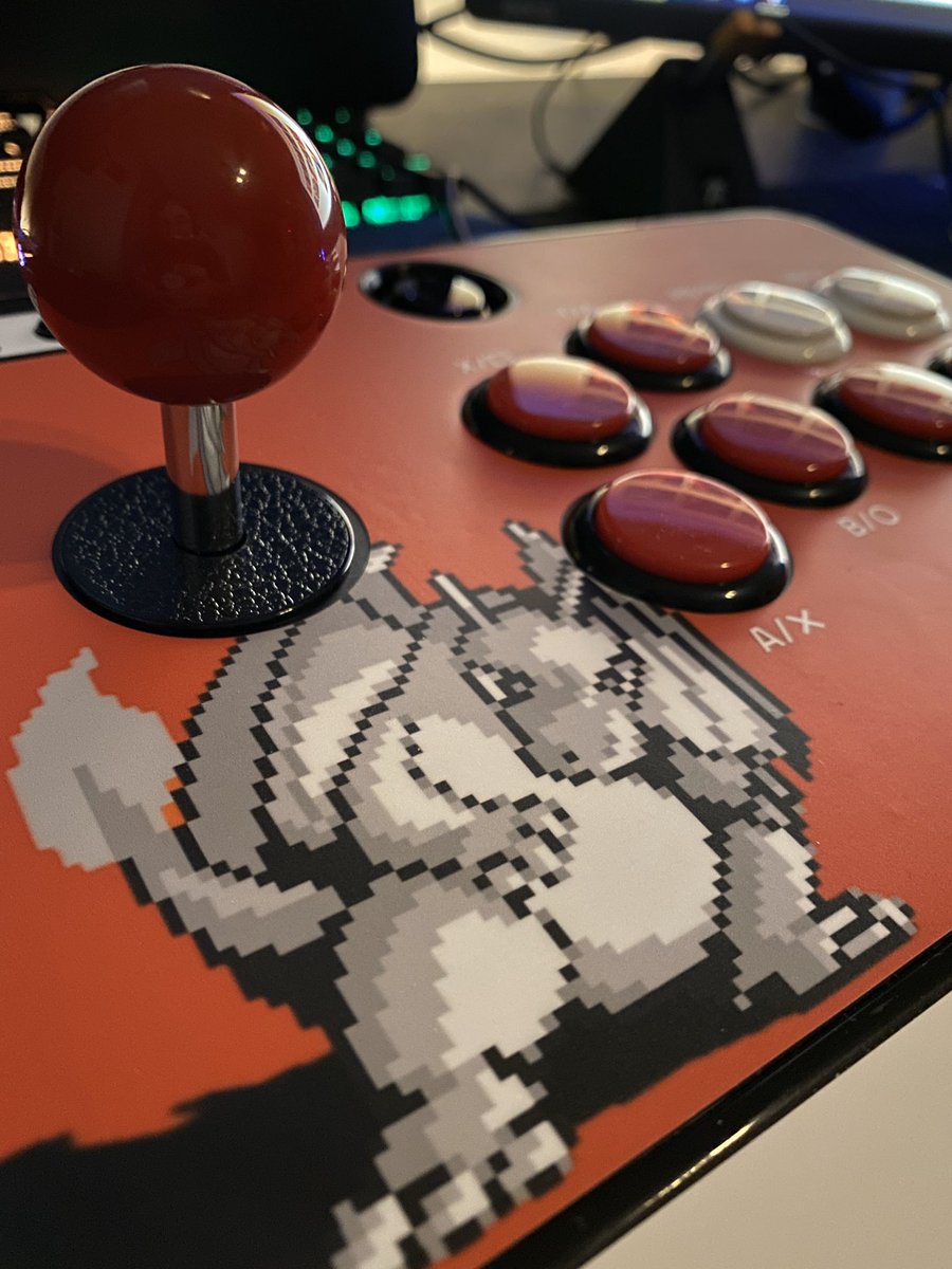armadill's tweet photo. Modded a Mayflash F300 arcade stick with all Sanwa parts and a sweet Pokémon inspired custom skin 😍 #sanwa #decalgirl #evo #pokemon #arcadestickmod https://t.co/fGUhY5WoVI