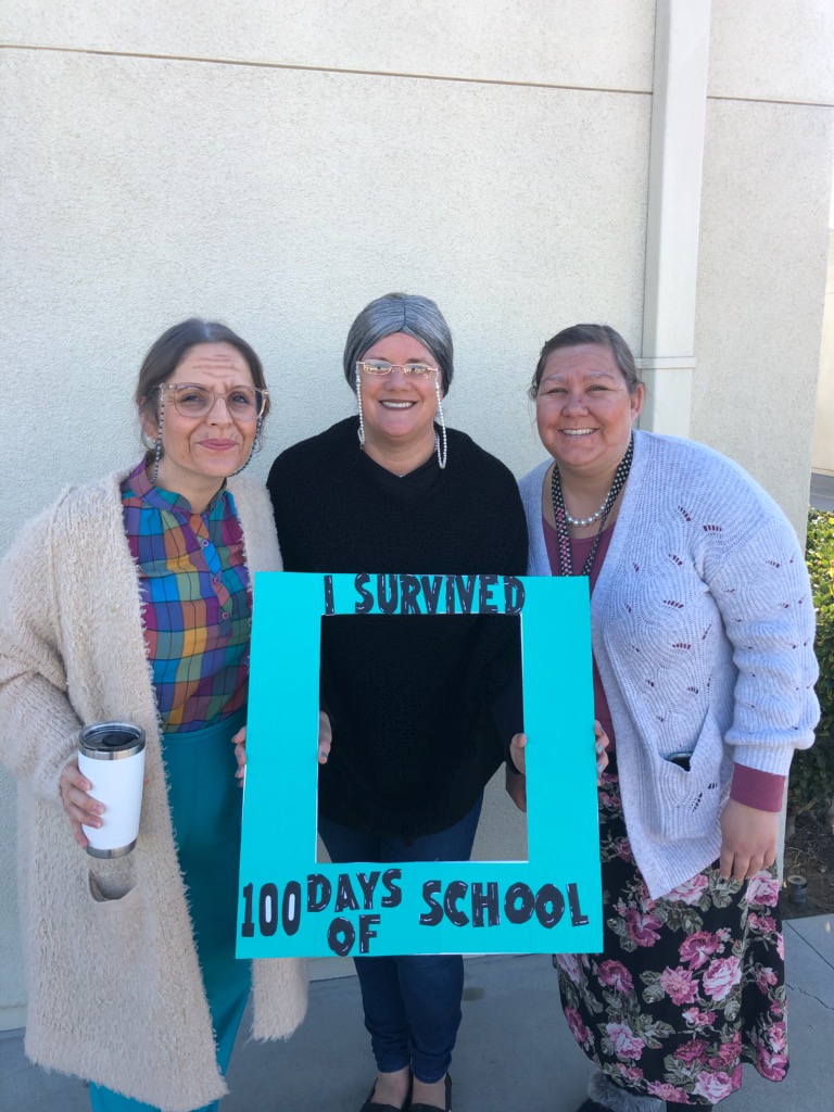 TannerTigers's tweet photo. Tanner Tigers celebrate 100 days! https://t.co/XohPiE5Pia