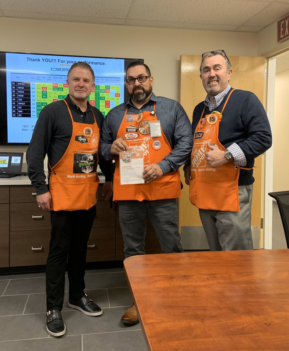 AMO MARTINEZ tweet media