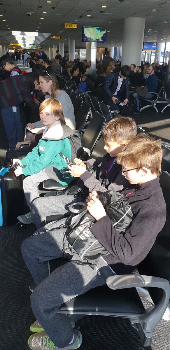 Space Camp Day 2 lilmeezer.wordpress.com/2020/02/12/spa…