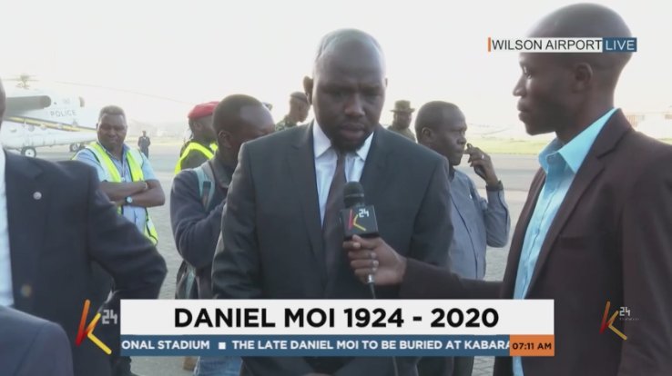 MeruFmOfficial's tweet photo. Elgeyo Marakwet Sen. @kipmurkomen, Makueni Sen. Mutula Kilonzo Jnr and MP Washiali among some of the leaders at Wilson Airport.  
#RIPMoi 
#MoiFarewell https://t.co/IPU7YCRWr3