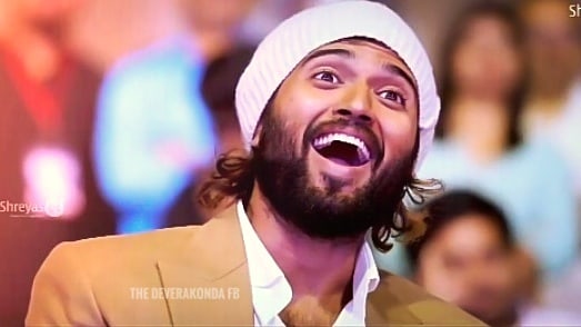 DeverakondaFb's tweet photo. Lot of Smiles at #wflprereleaseevent #WFLonFeb14 #WorldFamousLover #VijayDeverakonda @TheDeverakonda @HEROVIJAY9
@shreyasgroup https://t.co/f6iUUlguk5