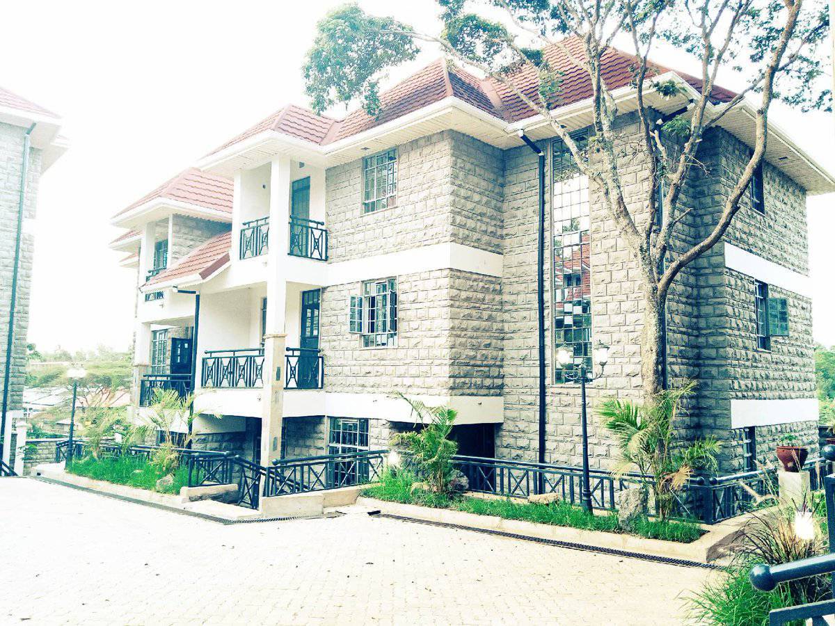 TenVillas's tweet photo. 🔶10 SEMI-DETACHED 4 BDRM LUXURY VILLAS ON SALE FROM 25M
🔶 ALL BEDROOMS + DSQ EN-SUITE
🔶JACUZZI
🔶 SOLAR WATER HEATING SYSTEM
🔴LOCATION NEAR KAREN #RONGAI ALONG GATAKA RD
📞 0717357345
#Apartmentkenya #deals #housedeal #smartbanking #homesforsale #gift #love https://t.co/IrvfPvI8mF