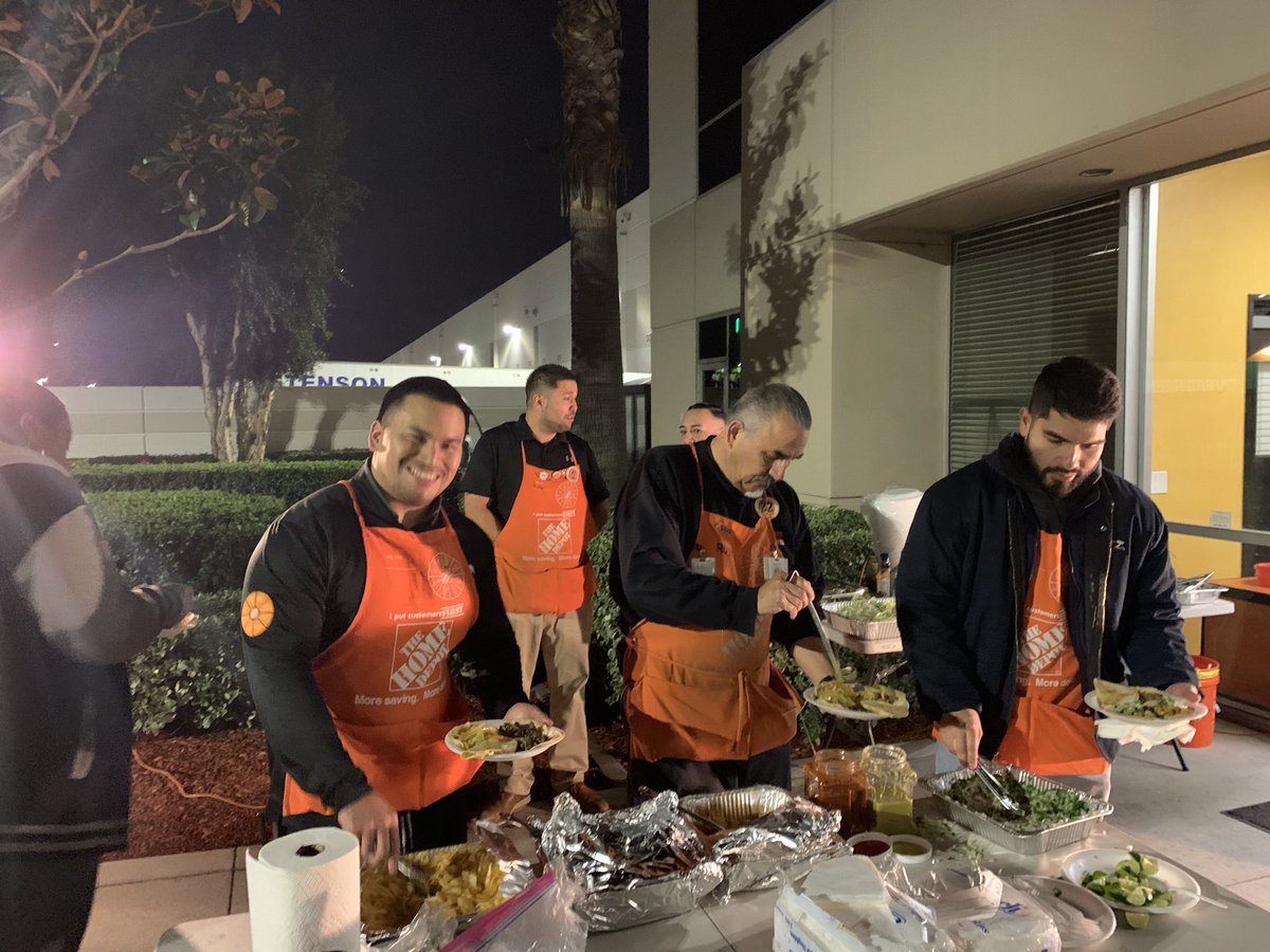 sdc5645's tweet photo. Might Mira Loma 5645 2nd shift 300 days safe!!!! https://t.co/QyixxEtWel