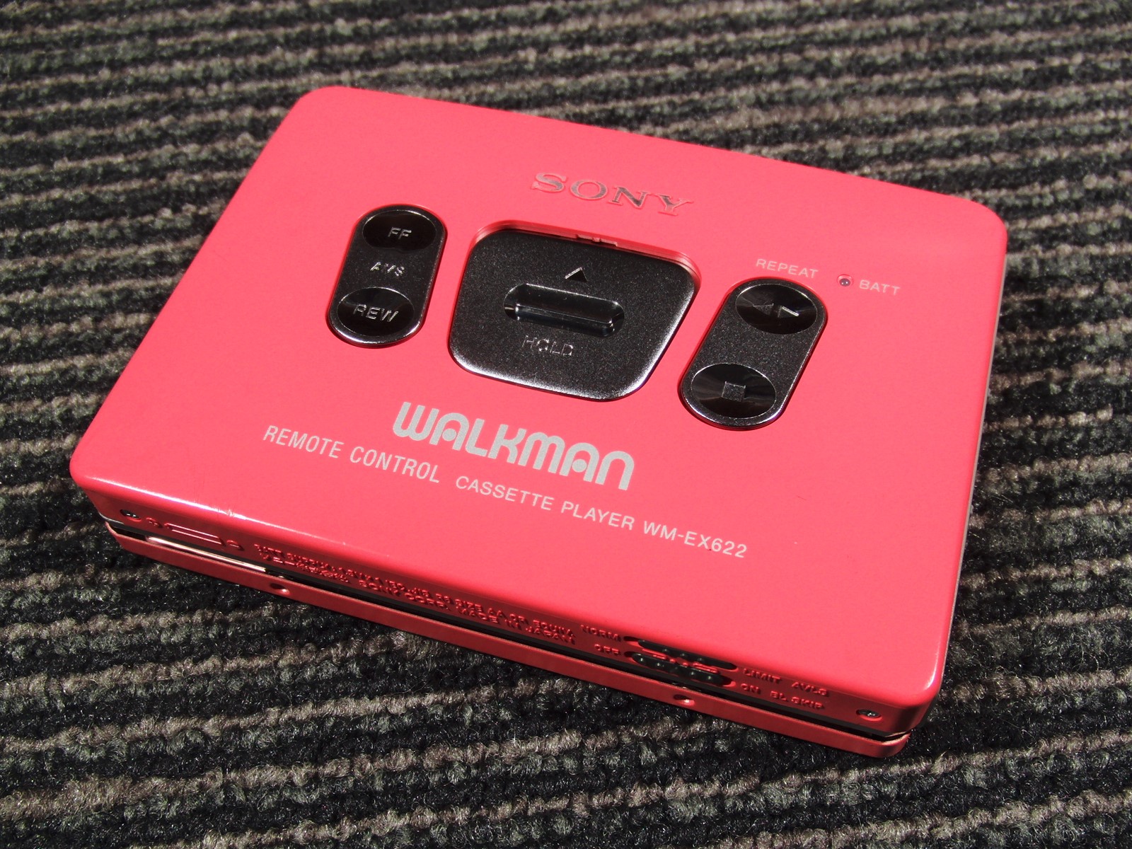 SONY カセットウォークマン WM-EX655 太い 整備品 リモコン付き SONY カセットウォークマン WM-EX655 太い 整備品 リモコン付き