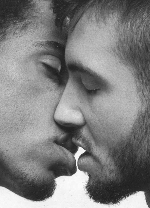 Gay couple tries every kiss in the world