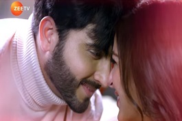 Kundali Bhagya update: Karan -Preeta romance on Valentine Day special episode, Promo & more details👇 https://t.co/BwNMn1toai #KundaliBhagya # karan #preeta #preeran #ZeeTV #ShraddhaArya #DheerajDhoopar