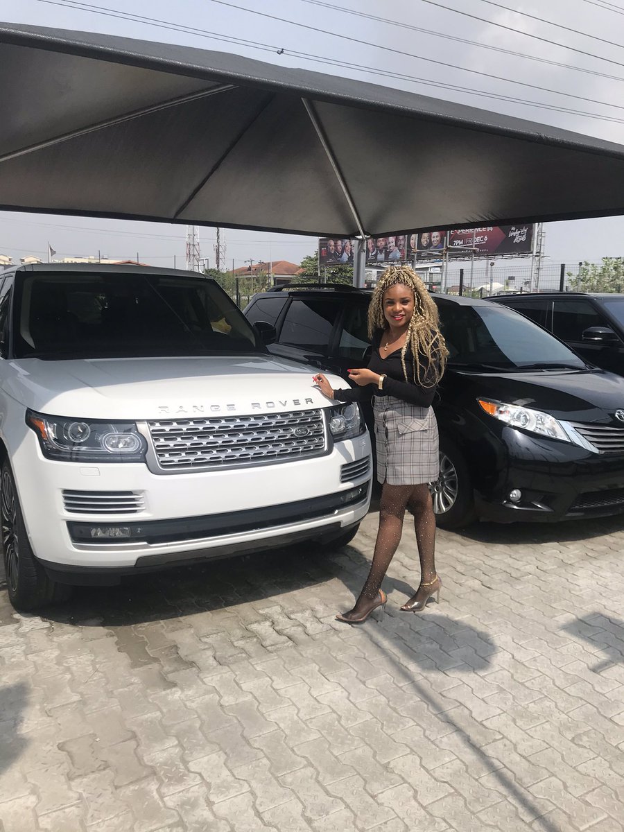 Chichi_Arinze's tweet image. Any car (foreign used)  you buy for your woman or man this season from me is coming with flowers, ribbons and a bottle of champagne. Please retweet #autogirl