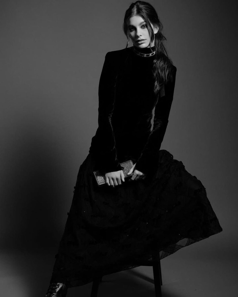 ( Instagram 📸 ) #CamilaMorrone อัพภาพที่ถ่ายโดยคุณ Greg Williams ลงบนอินสตาแกรม