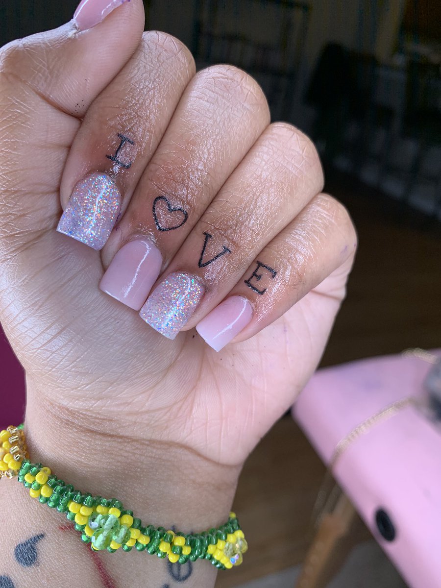 reigntoyou's tweet photo. Inked Myself 💉💗 https://t.co/bLClx6Kttv
