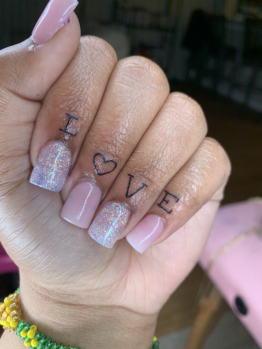 reigntoyou's tweet photo. Inked Myself 💉💗 https://t.co/bLClx6Kttv