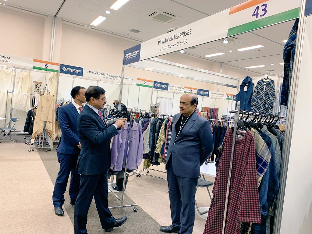 IndianEmbTokyo's tweet photo. On 12 Feb, HE Amb Mr Sanjay Kumar Verma inaugurated 6th #INDIATRENDFAIR 2020 showcasing #IndiaTextiles at TOC GOTANDA MESSE #Tokyo #JAPAN from 12-14 FEB'20. 51 participants supported by #WWEPC (https://t.co/tHJTMug1xy) @TexMinIndia r taking part in Fair. #MakeInIndia #IndianWool https://t.co/1RVUGFYSet