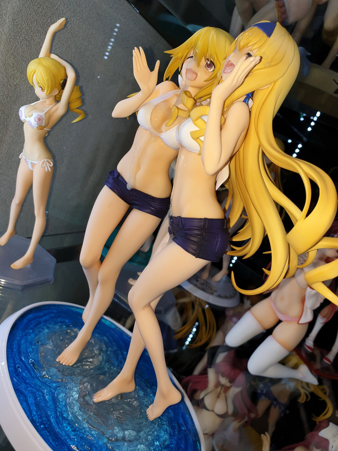 figuresemen's tweet photo. シャルロット＆セシリア　水着Ver.
#フィギュアぶっかけ

最近、精子が結構貯まって、2人同時にぶっかけしました。ww https://t.co/iuEEzeZxlI