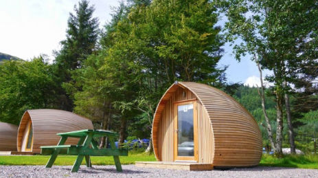Contemporary glamping pods at Glen Nevis Holidays with stunning views of Scotland's highest mountain, Ben Nevis From only £50 per night bit.ly/2SCvHAS #Glamping #GlampingScotland #GlenNevis