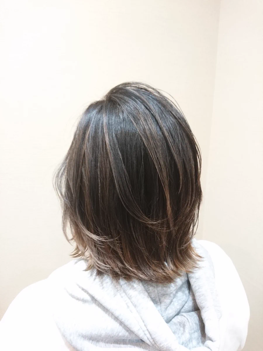 どこかの美容室で髪をボロボロにされた女の子の髪をきれいに直しました！！感動！！