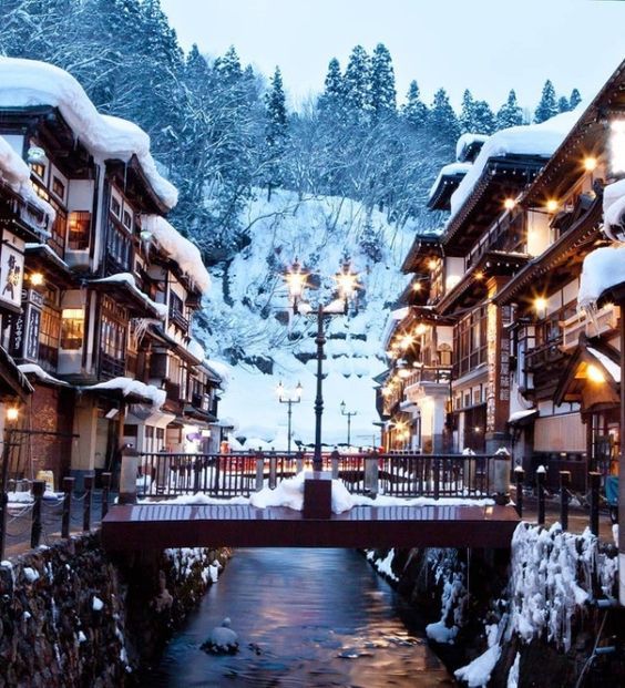 AestheticsJapan's tweet image. Ginzan Onsen