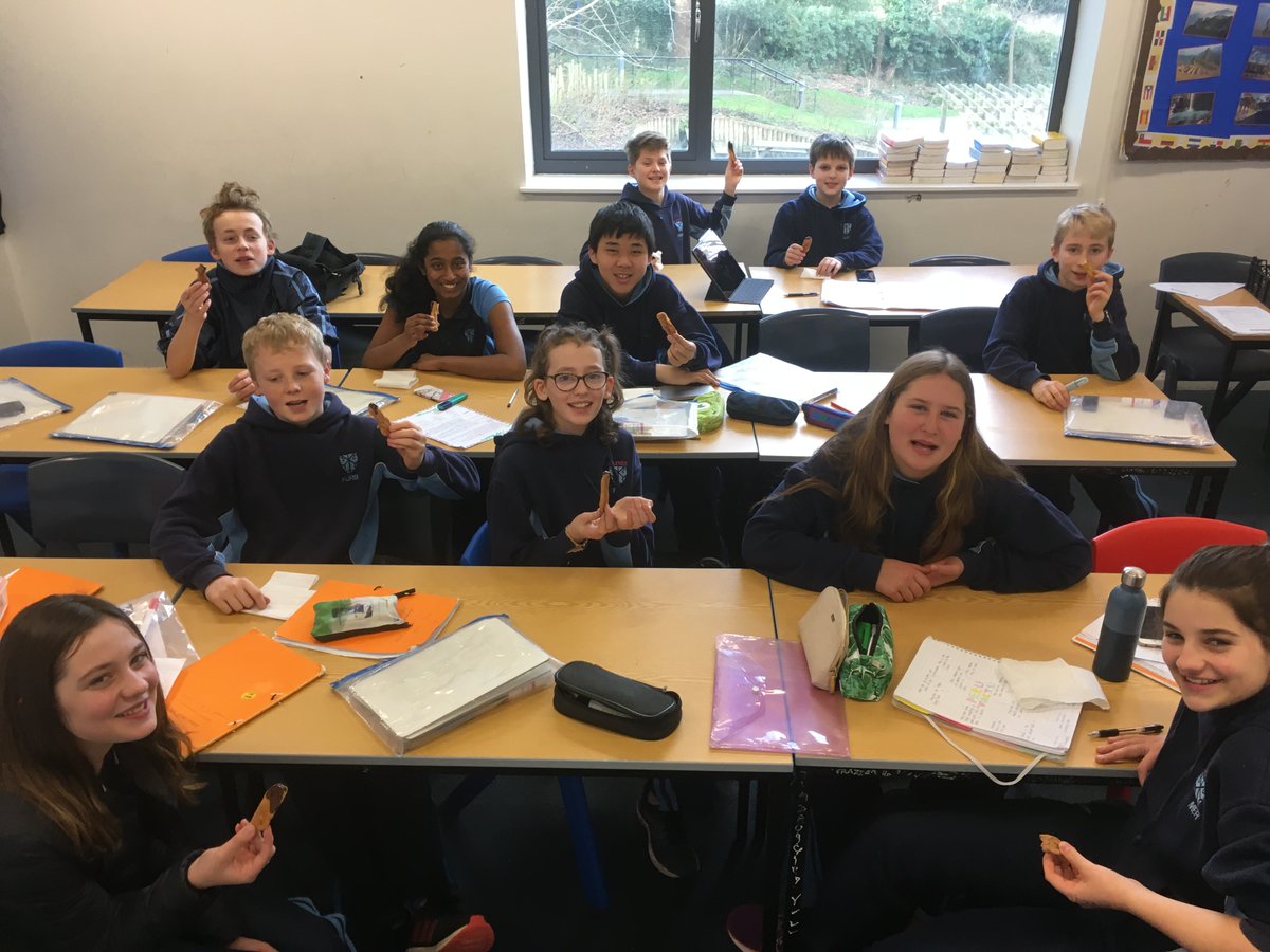 Today F3 broadened their knowledge of the Hispanic speaking countries with a very engaging presentation on Cuba and Mexican/Spanish food (churros and chocolate caliente included). ¡Qué rico! What a lovely way to finish the half term.