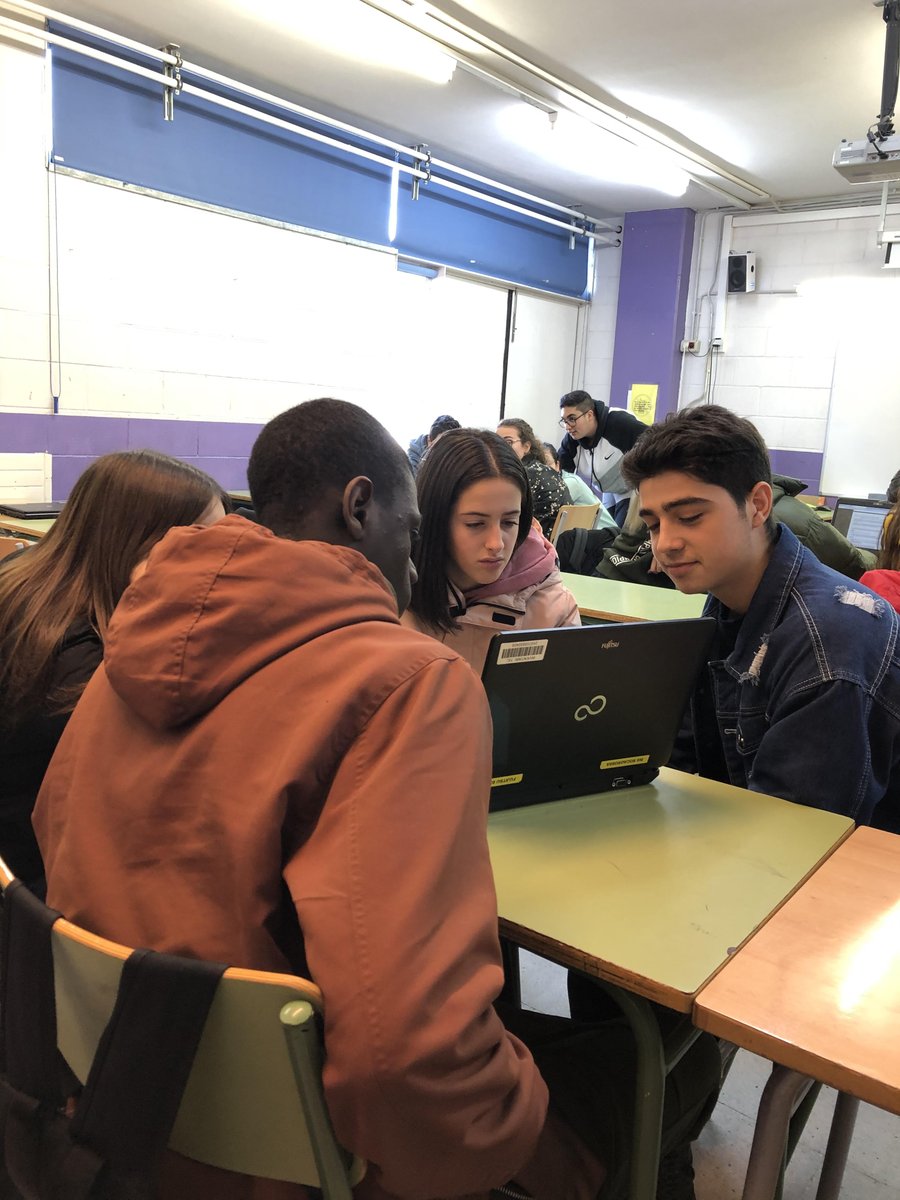 Treballant en el projecte! #asoceu #asoc1920 <a href="/ascuoladioc/">A Scuola di OpenCoesione</a>