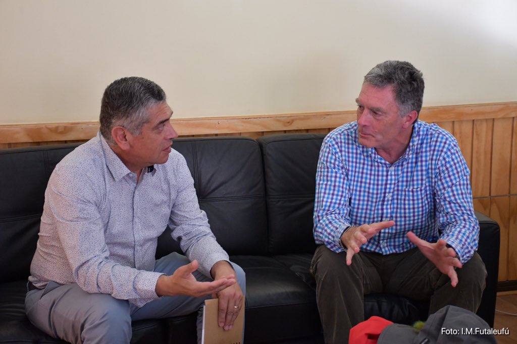 Ayer nos visitó <a href="/ServiuLosLagos/">SERVIU Los Lagos</a> y su director regional <a href="/fernandogunckel/">🇨🇱 fernando Gunckel 🇨🇱</a>, ¡realizamos importantes compromisos para nuestra comuna!