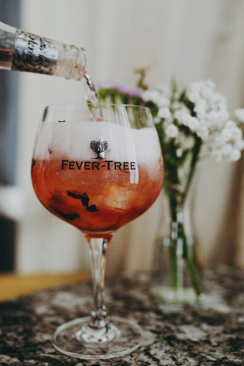 Otro &amp; New Chapter will be launching a special serve for Valentine's Day - The Cupid's Arrow! Made with Secret Herb Garden Apothecary Rose Gin, Fever-Tree Aromatic Tonic and dehydrated rose petals, this one is sure to give you butterflies! 💕 Available this Valentine's weekend!🍹